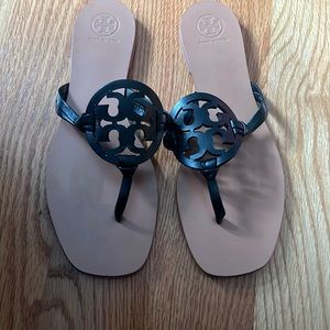 Tory Burch black sandal 7.5